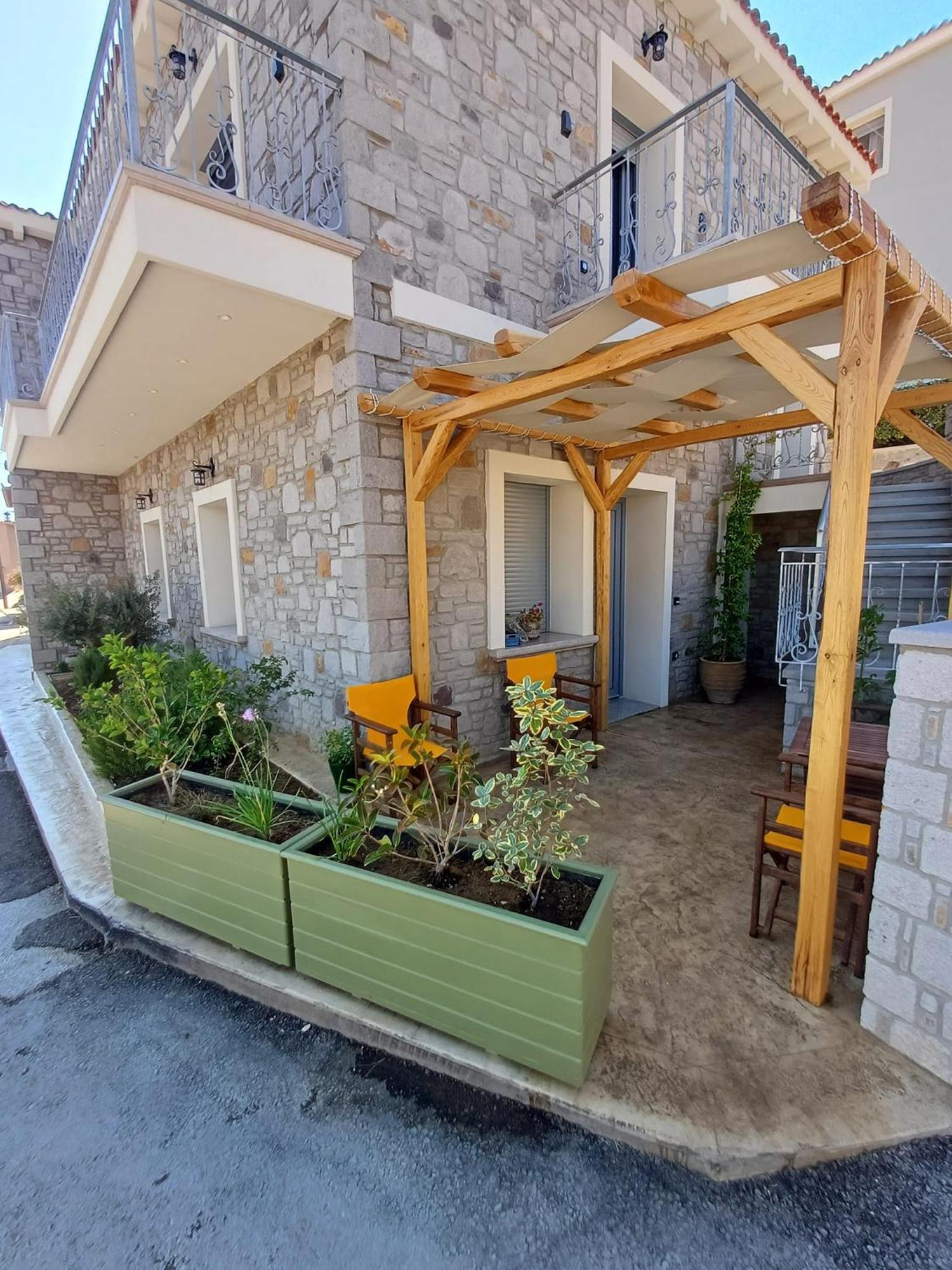 Zeus & Emmanuil Luxury Houses Myrina Exterior foto